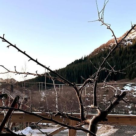 Ett Roms Leilighet Vestvagoy Gravdal  Екстер'єр фото